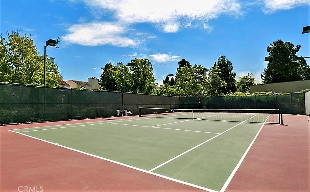 5146 Dorado Dr, Huntington Beach CA  92649-5184 exterior