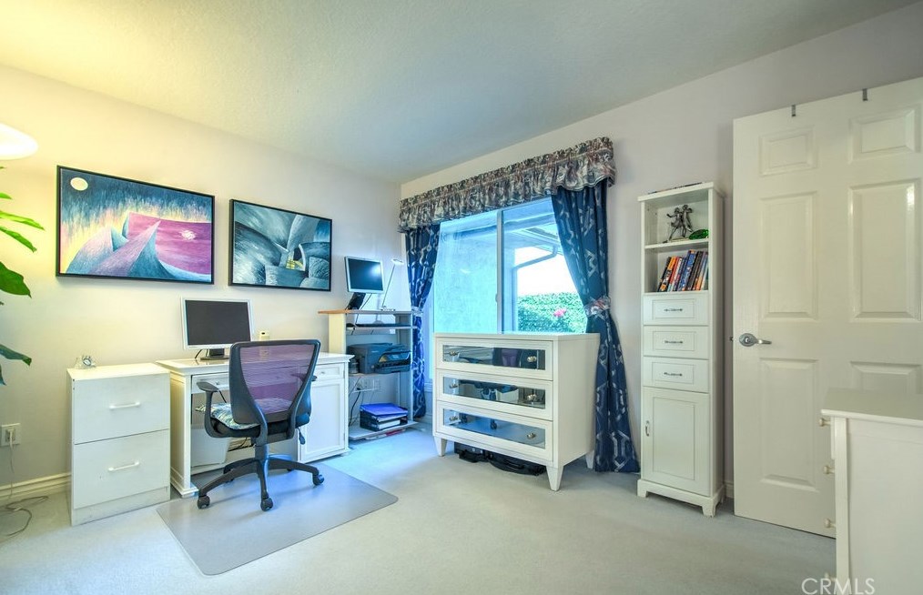 12 Gumwood, Irvine CA  92612-2352 exterior