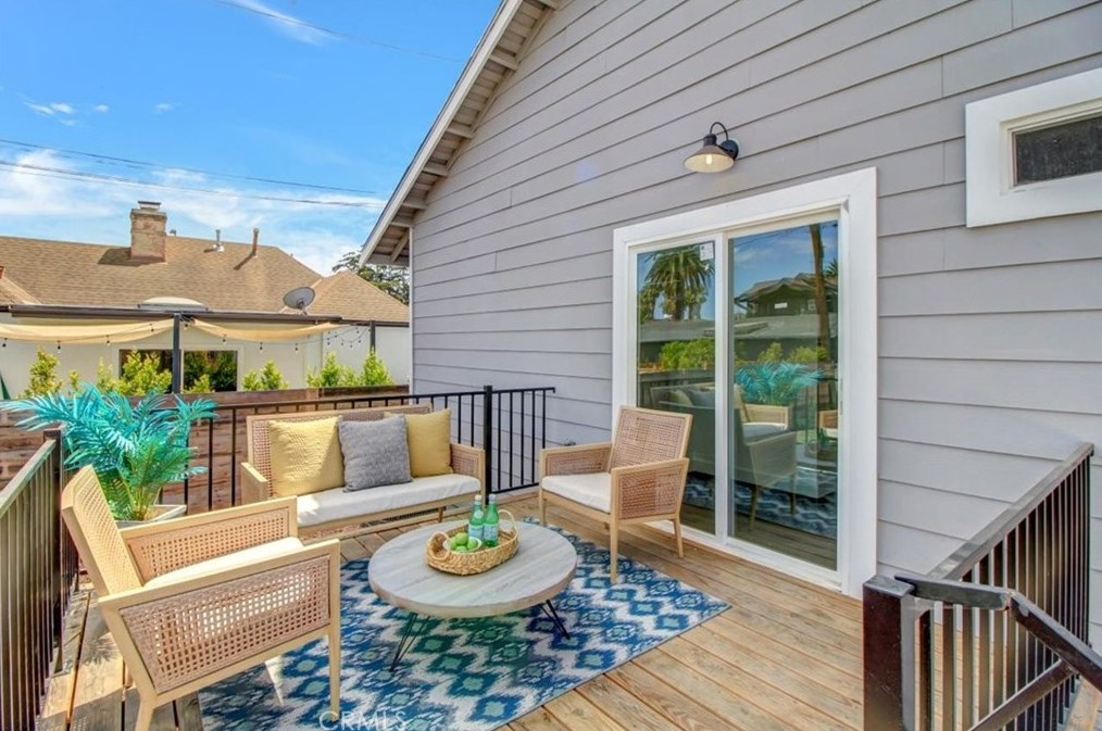 5348 Brynhurst Ave, Los Angeles CA  90043-1806 exterior
