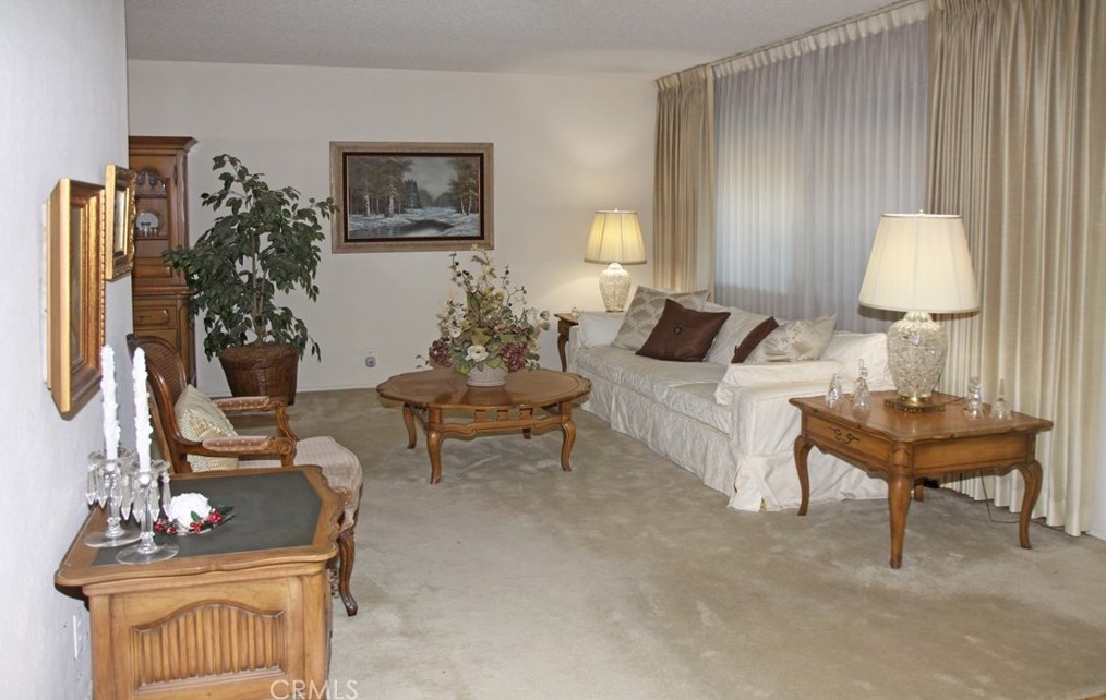 13861 Harper St, Westminster CA  92683-3323 exterior