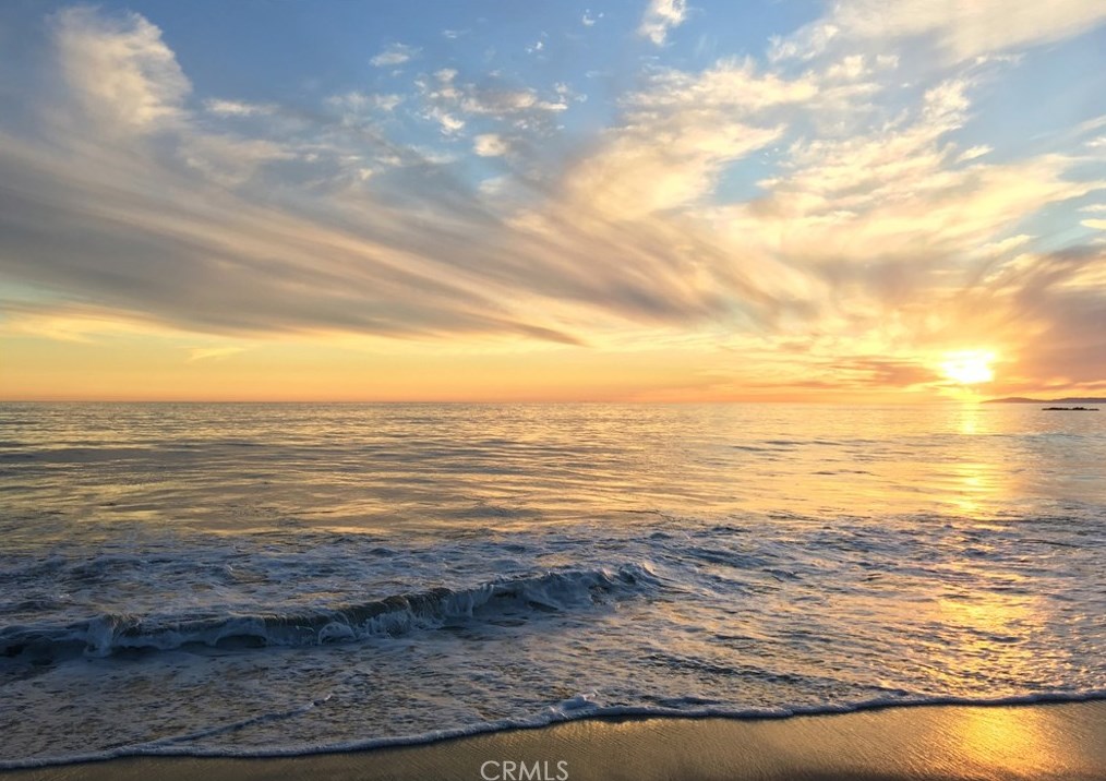 24302 Sage Ct, Laguna Beach CA  92653-6291 exterior