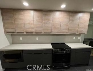 8641 Acapulco Cir, Huntington Beach CA  92646-2601 exterior