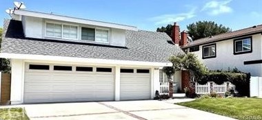 8641 Acapulco Cir, Huntington Beach CA  92646-2601 exterior