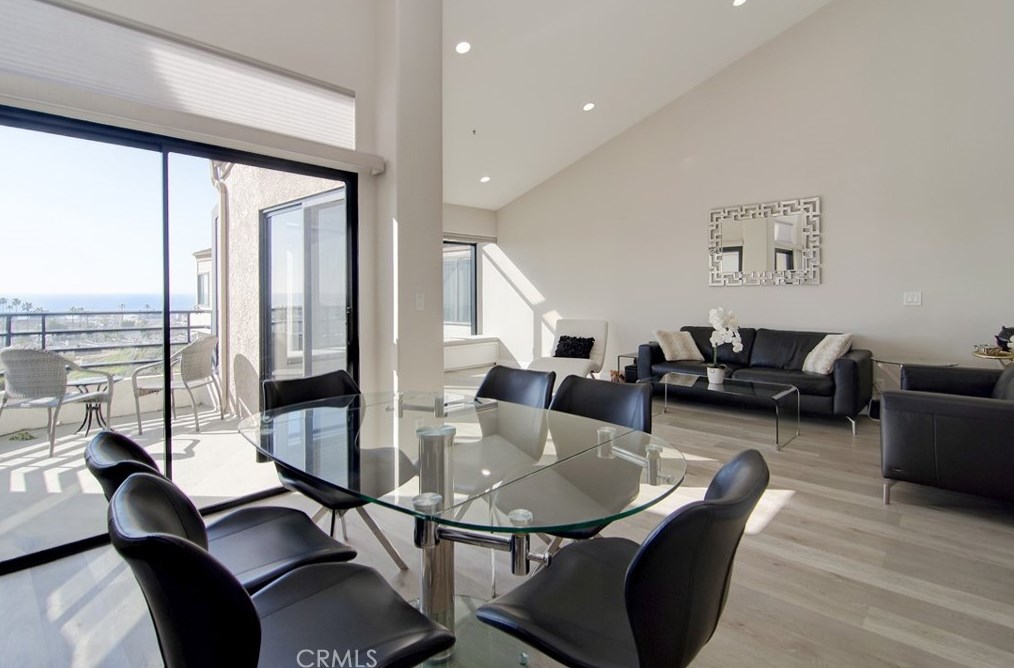 200 Paris Ln #311, Newport Beach, CA 92663
