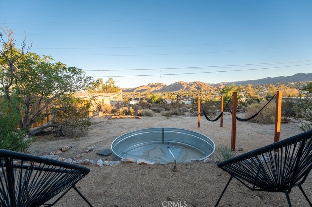 6131 Panorama St, Joshua Tree CA  92252-2120 exterior