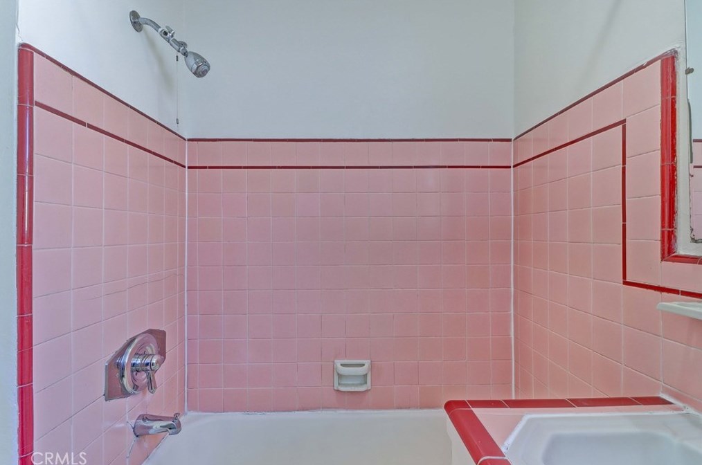 4426 Verdugo Rd, Los Angeles CA  90065-4829 exterior