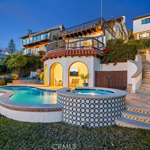 802 Rembrandt Dr, Laguna Beach CA  92651-3417 exterior