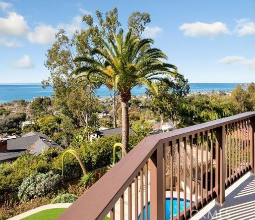 802 Rembrandt Dr, Laguna Beach CA  92651-3417 exterior