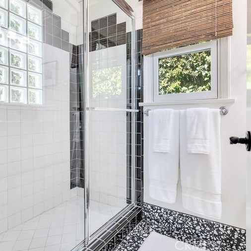 802 Rembrandt Dr, Laguna Beach CA  92651-3417 exterior