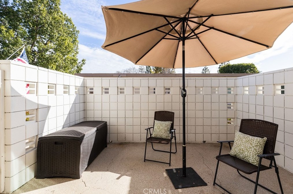 373 Avenida Castilla, Laguna Beach CA  92637-3797 exterior