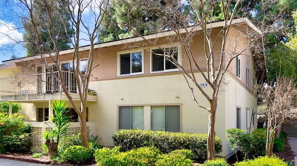 163 Avenida Majorca, Laguna Beach CA  92637-4115 exterior