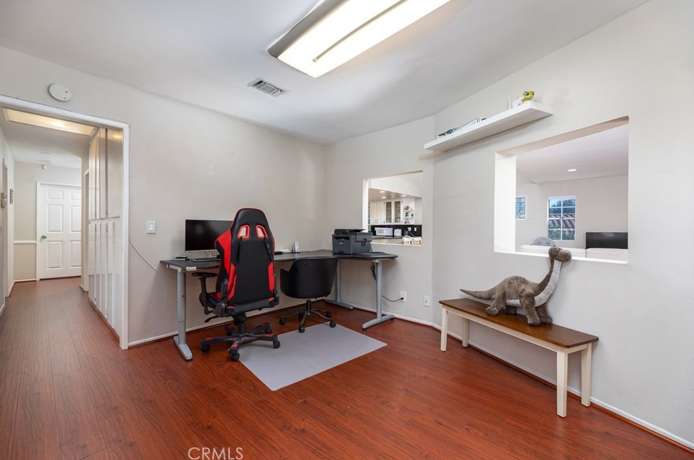 1519 Kiowa Crest Dr, Pomona CA  91765-3918 exterior