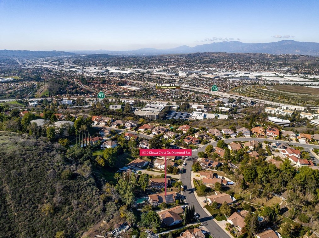 1519 Kiowa Crest Dr, Pomona CA  91765-3918 exterior