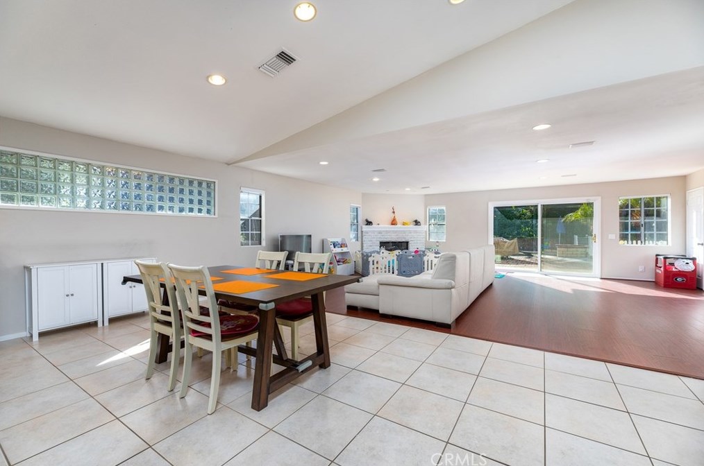 1519 Kiowa Crest Dr, Pomona CA  91765-3918 exterior