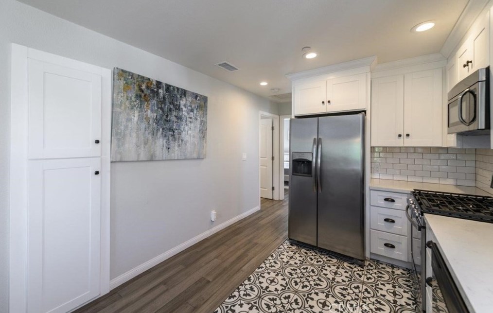 10575 Ayres Ave, Los Angeles CA  90064-3332 exterior