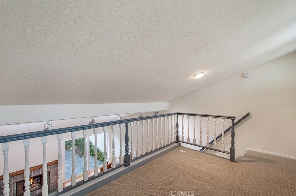 7035 Seal Cir, Huntington Beach CA  92648-3035 exterior