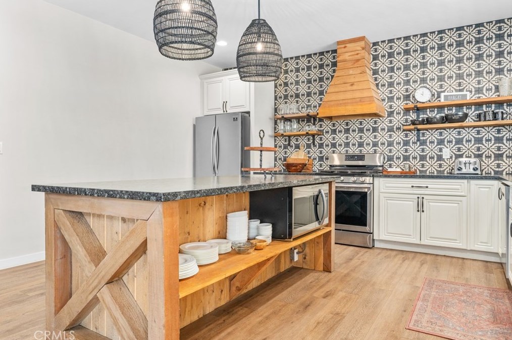 5536 Sunburst St, Joshua Tree CA  92252-1813 exterior