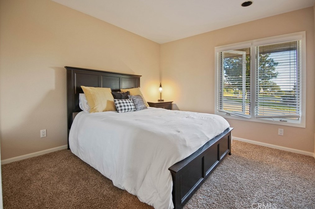 408 Tumble Creek Ln, Fallbrook CA  92028-2543 exterior