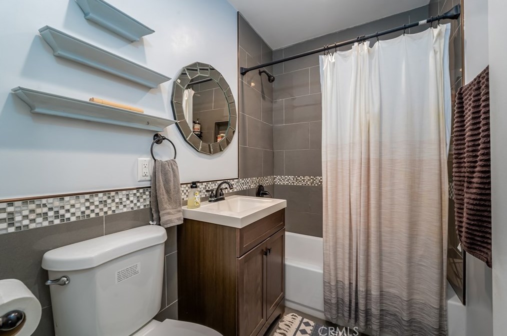 13511 Delavan Ave, Norwalk CA  90650-4306 exterior