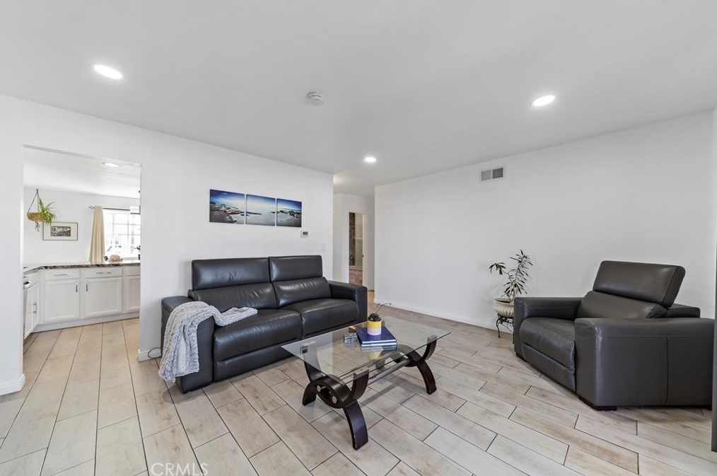 631 Rye Ave, La Habra CA  90631-6736 exterior