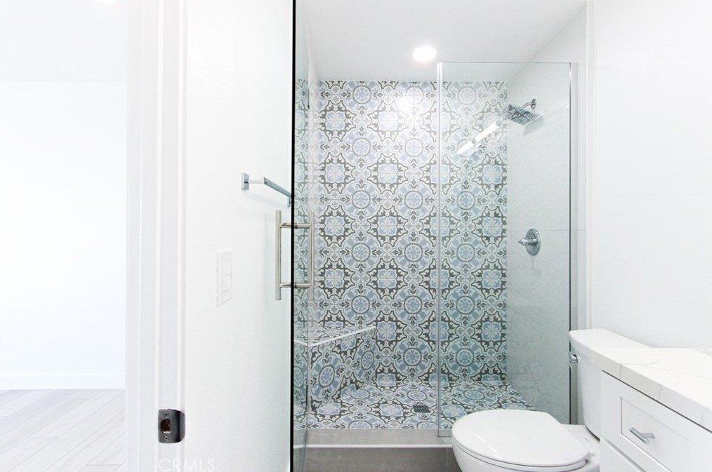 23390 El Reposa, Laguna Beach CA  92656-1104 exterior
