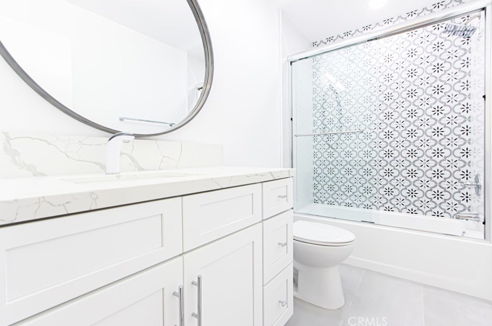 23390 El Reposa, Laguna Beach CA  92656-1104 exterior