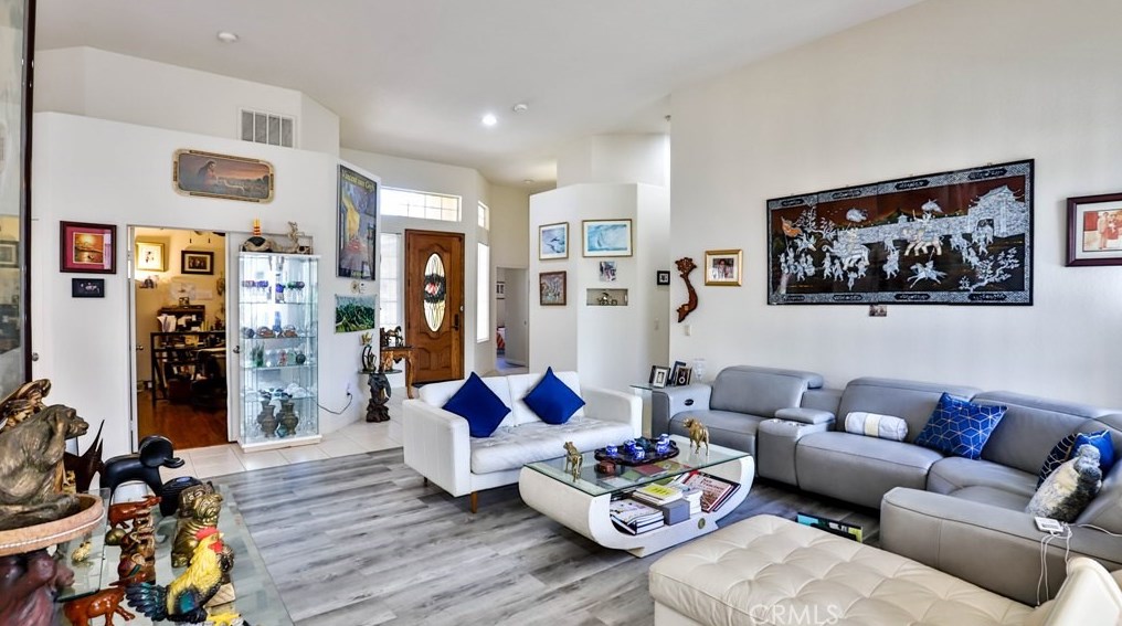 21620 Calle Monaco, Moreno Valley CA  92557-8540 exterior