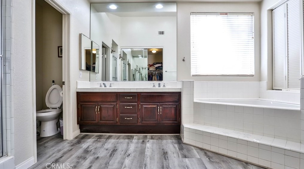 21620 Calle Monaco, Moreno Valley CA  92557-8540 exterior