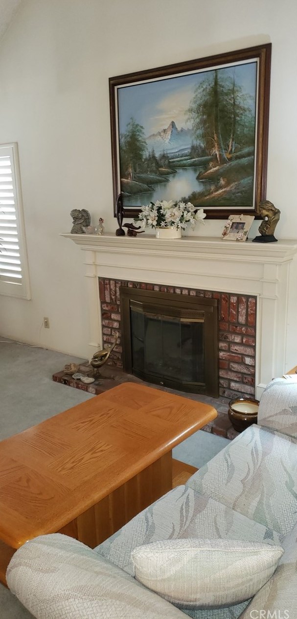 4 Silkgrass, Irvine CA  92614-7082 exterior