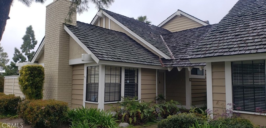 4 Silkgrass, Irvine CA  92614-7082 exterior