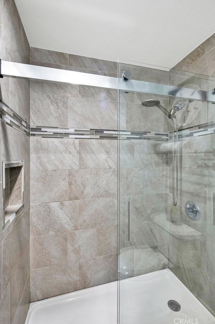 8681 Palos Verdes Ave, Westminster CA  92683-7259 exterior