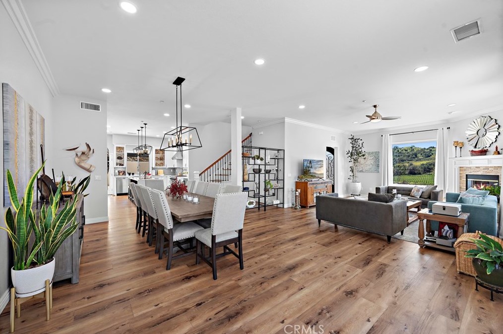 2424 Gird Rd, Fallbrook CA  92028-9687 exterior