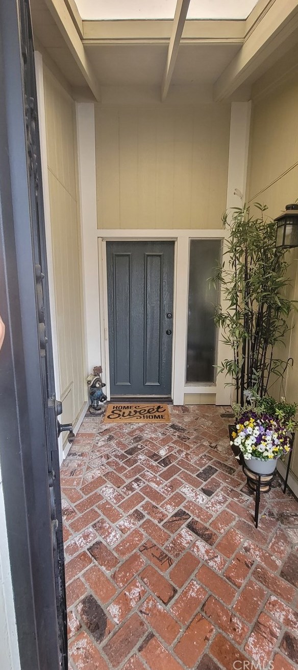 681 Windham Dr, Claremont CA  91711-3551 exterior