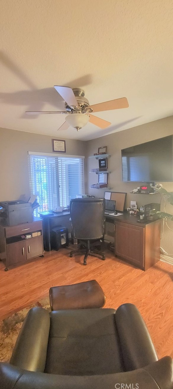 681 Windham Dr, Claremont CA  91711-3551 exterior