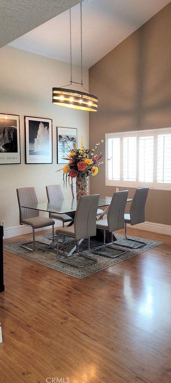 681 Windham Dr, Claremont CA  91711-3551 exterior