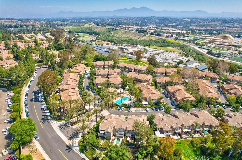 129 Matisse Cir, Laguna Beach CA  92656-3855 exterior