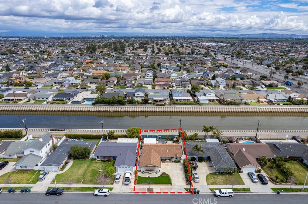 19882 Lotus Ln, Huntington Beach, CA 92646