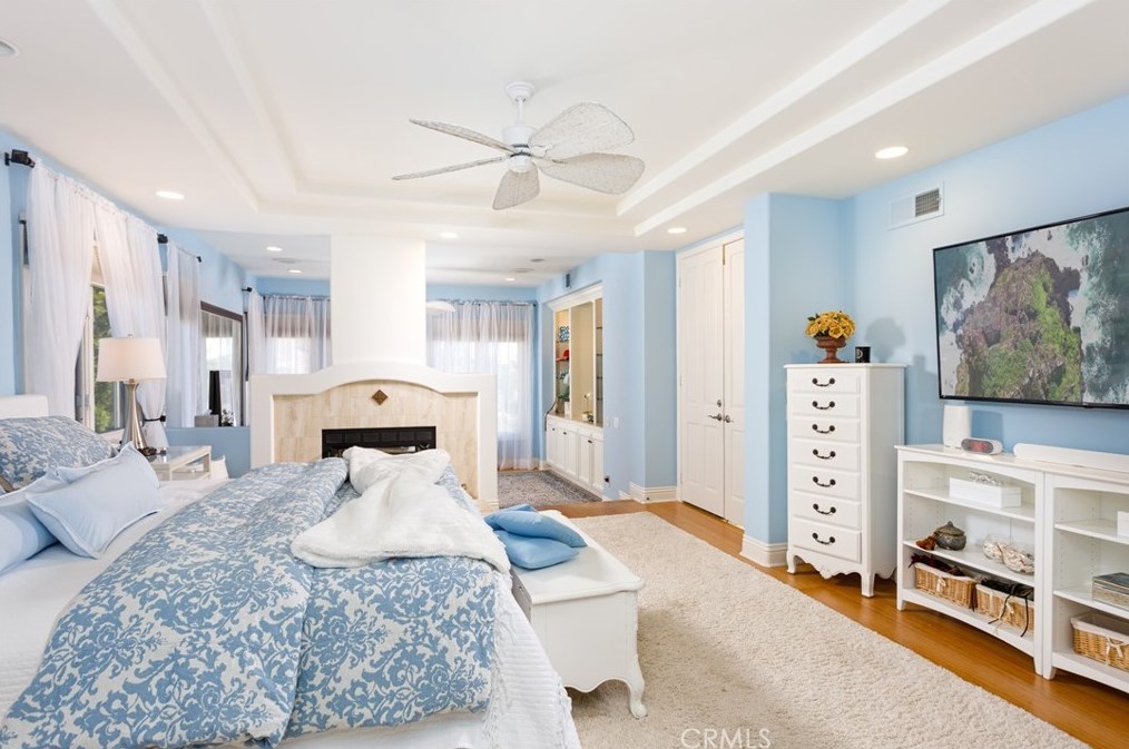 33 Gray Stone Way, Laguna Beach CA  92677-9330 exterior