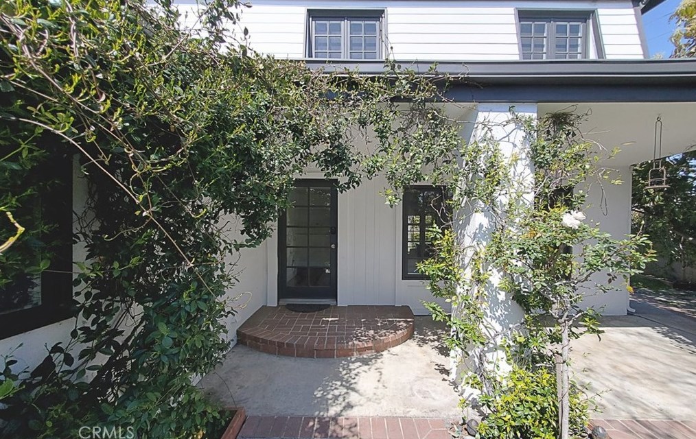 1886 Parkcrest Dr, Costa Mesa CA  92627-4532 exterior