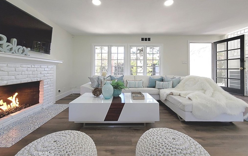 1886 Parkcrest Dr, Costa Mesa CA  92627-4532 exterior