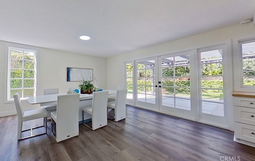 1886 Parkcrest Dr, Costa Mesa CA  92627-4532 exterior