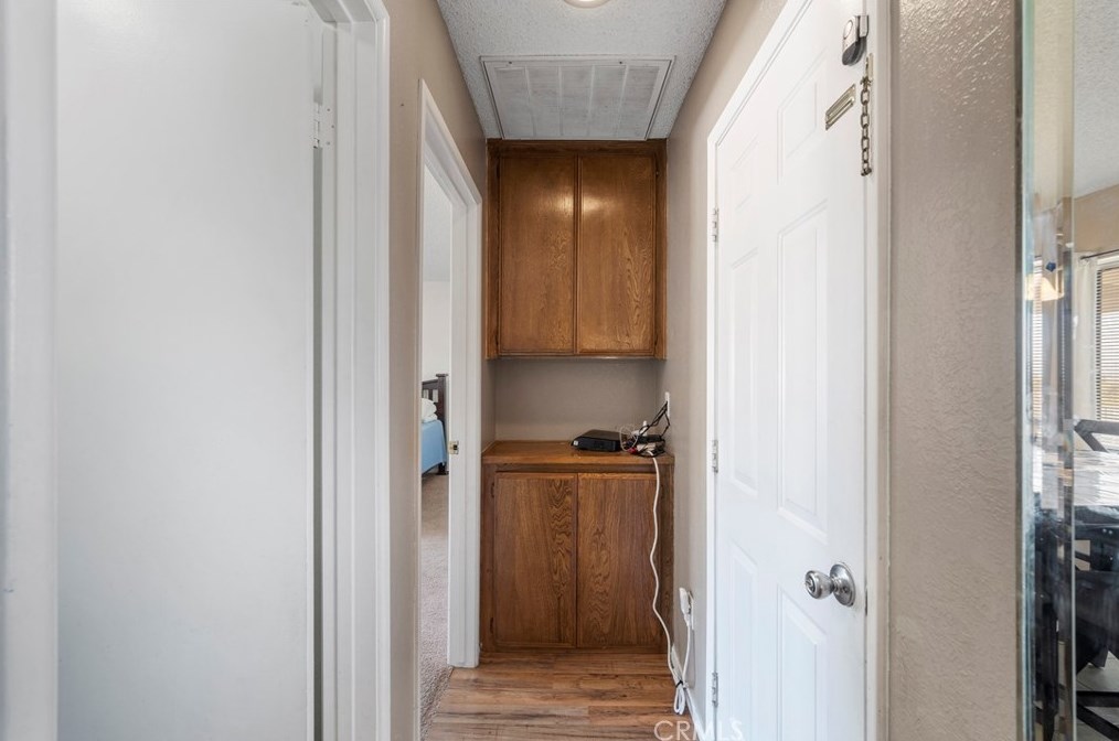 18603 Yucca St, Hesperia CA  92345-6444 exterior