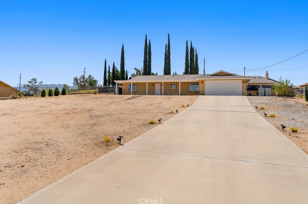 18603 Yucca St, Hesperia CA  92345-6444 exterior