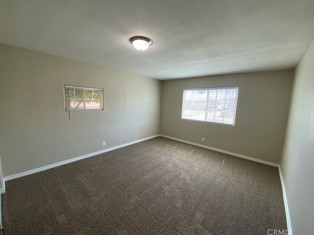 9726 Mercedes Ave, Los Angeles CA  91331-5316 exterior