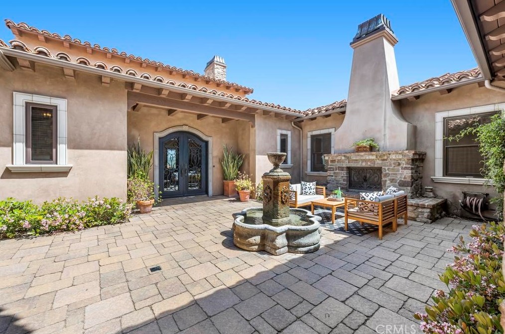 2733 Kingridge Dr, Fallbrook CA  92028-8178 exterior