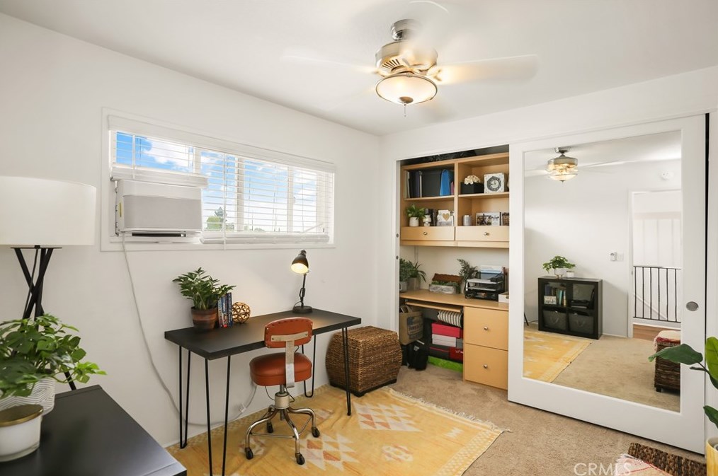 20379 Fee Ln, Huntington Beach CA  92646-5221 exterior