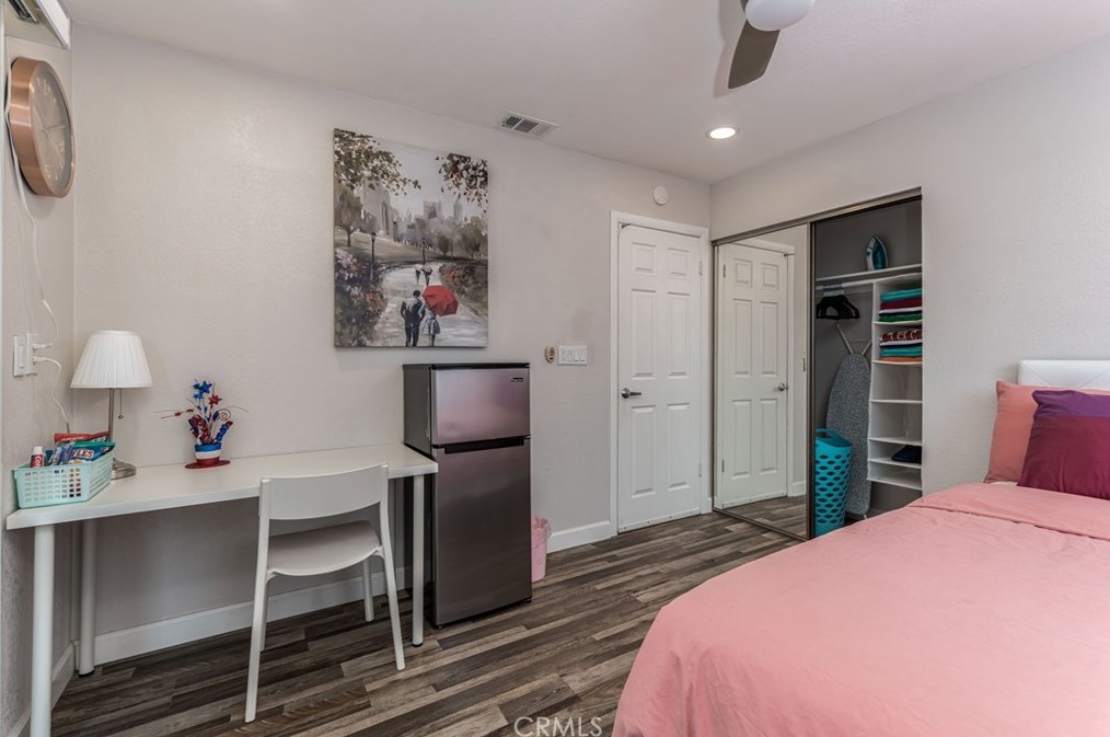 15401 Purdy St, Westminster CA  92683-6376 exterior