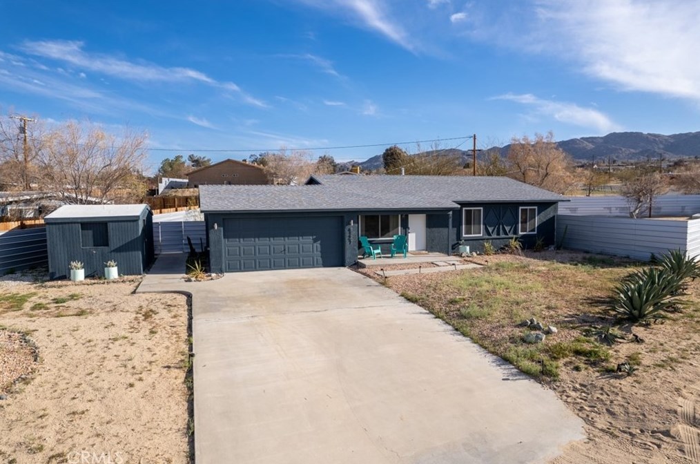 61457 Division St, Joshua Tree CA  92252-2415 exterior