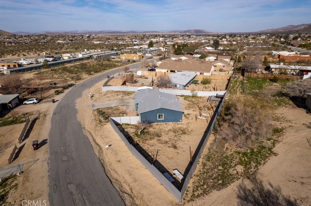 61457 Division St, Joshua Tree CA  92252-2415 exterior
