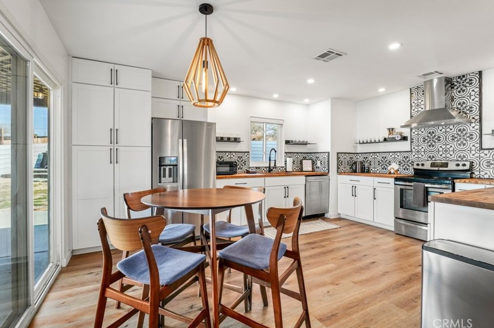 61457 Division St, Joshua Tree CA  92252-2415 exterior